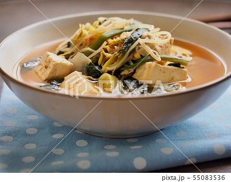 もやし 味噌汁 食べ物 55083536
