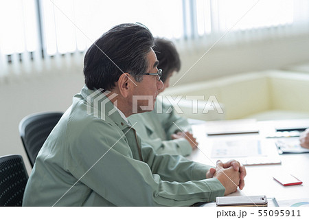 Employment for the elderly Employment for the elderly 55095911