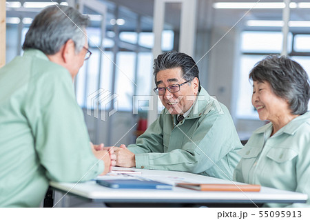 Employment for the elderly 55095913