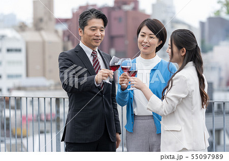 テラスで乾杯 テラスで乾杯 55097989