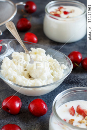 Kefir grains and fermented drink  kefir 55112961