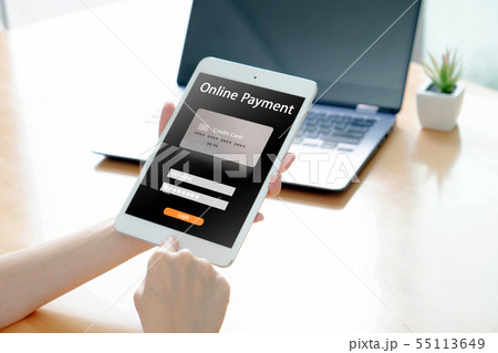 Online banking on smartphone with businessman 55113649