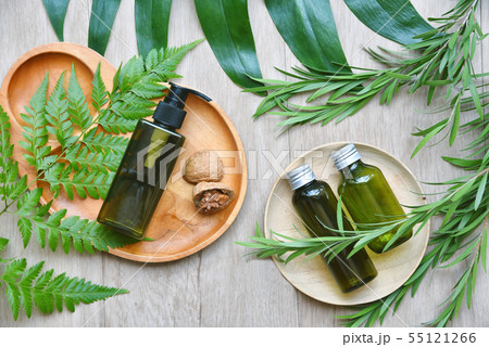 Cosmetic bottle containers with green herbal Cosmetic bottle containers with green herbal 55121266