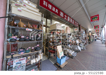 日本の東京都市景観　かっぱ橋道具街 55122590