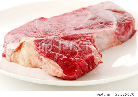 牛モモ肉（生肉） 55125070