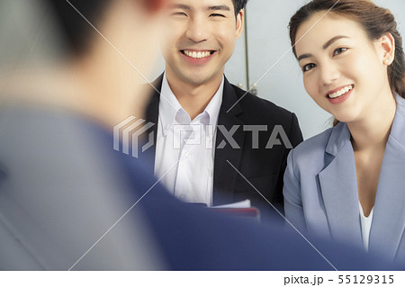 男女 ビジネス 打ち合わせ 男女 ビジネス 打ち合わせ 55129315