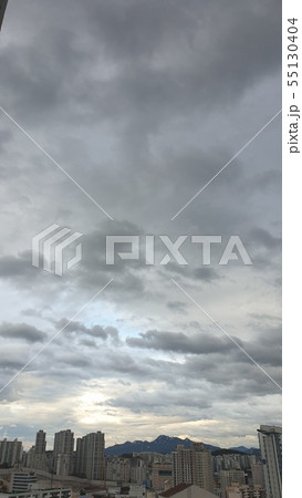 雲 空 曇り 55130404