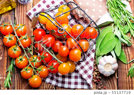 tomato tomato 55137719