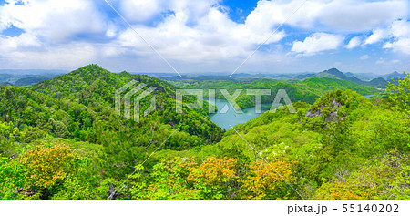 裏六甲の低山「東大岩岳」山頂から千刈水源池を見下ろす。(兵庫県三田市山田)※作品コメント欄に撮影位置 裏六甲の低山「東大岩岳」山頂から千刈水源池を見下ろす。(兵庫県三田市山田)※作品コメント欄に撮影位置 55140202