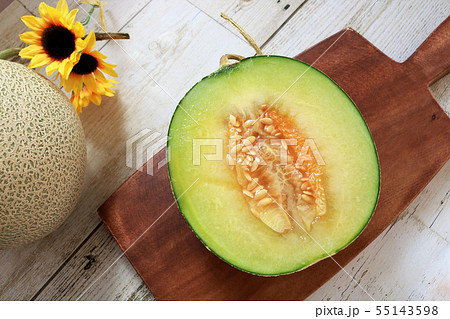 カットしたメロン 55143598