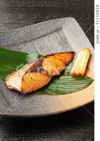 鰤の照り焼き 55150028