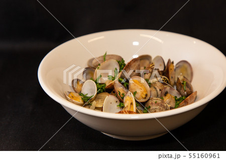 アサリの白ワイン蒸し4 55160961