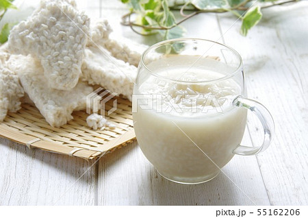 夏に美味しい冷やし甘酒 甘酒 夏に美味しい冷やし甘酒 甘酒 55162206