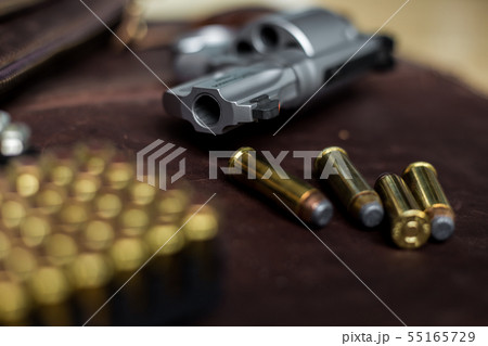 Revolver .44 magnum gun with jacket soft point 55165729