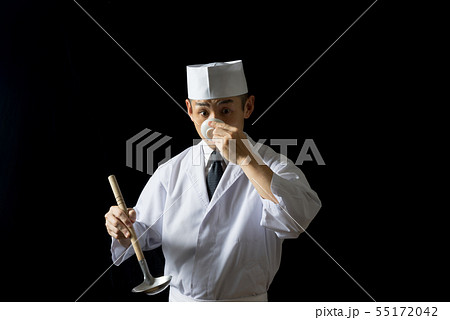 究極の味を追求した板前 55172042