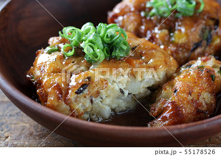ヘルシーで健康的な豆腐ハンバーグ ヘルシーで健康的な豆腐ハンバーグ 55178526