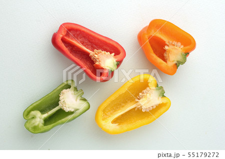 パプリカやカラーピーマンのイメージ集合写真 55179272