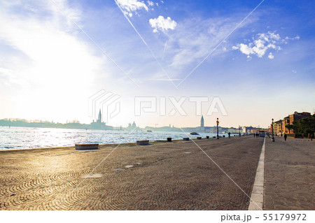 海沿い 55179972