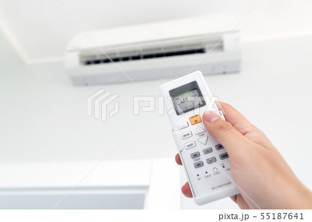 Air conditioning system, hand with remote control Air conditioning system, hand with remote control 55187641