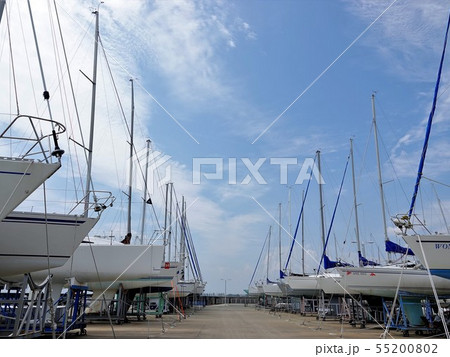 ヨットハーバーの風景 1 津市 55200802
