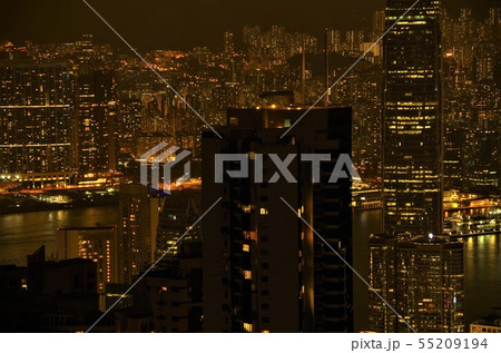 ビクトリアピークから見下ろす香港の夜景 【中国・香港】 55209194