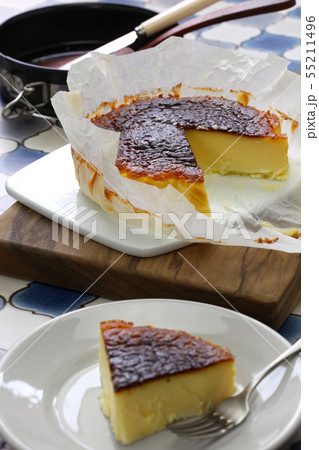 バスクチーズケーキ 55211496