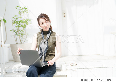 女性 ポートレート 女性 ポートレート 55211891