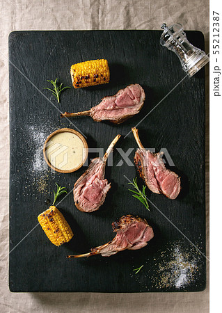 Grilled rack of lamb 55212387