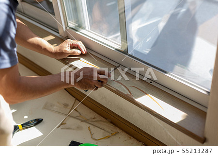 和室リフォーム 劣化した窓枠リアテックの張替え　DIY 55213287