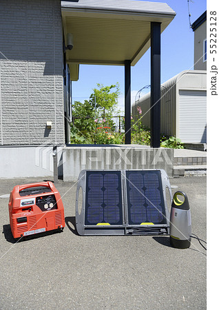 災害用電源（発電機 ソーラーパネル バッテリー） 55225128