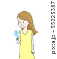 ハンディファンを持つ女性 55225387