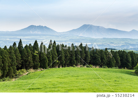 久住高原から望む阿蘇山 久住高原から望む阿蘇山 55230214