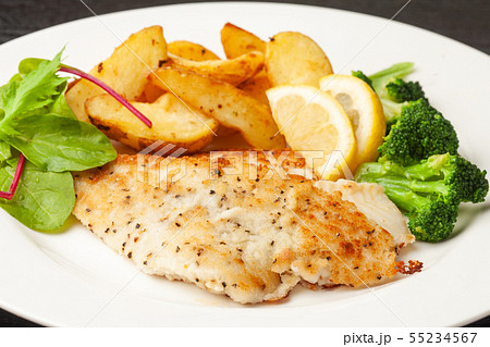 平目のムニエル 平目のムニエル 55234567