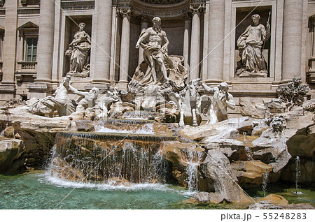 The world-famous Trevi Fountain in Rome The world-famous Trevi Fountain in Rome 55248283