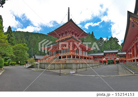 【比叡山 延暦寺 東塔】 (高解像度版) 滋賀県大津市坂本本町 【比叡山 延暦寺 東塔】 (高解像度版) 滋賀県大津市坂本本町 55254153