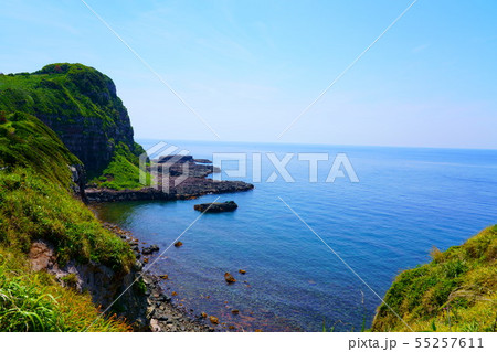 絶壁と海 55257611