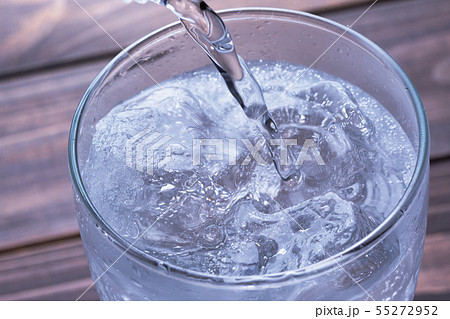 炭酸水 55272952
