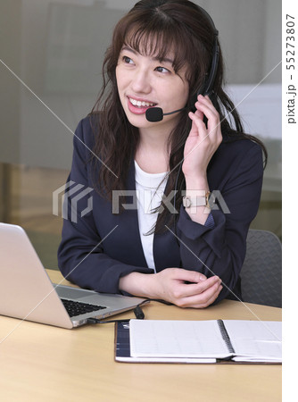 ビジネス 女性 オンライン ビジネス 女性 オンライン 55273807