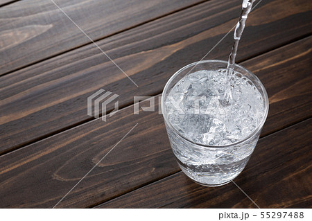 炭酸水 炭酸水 55297488