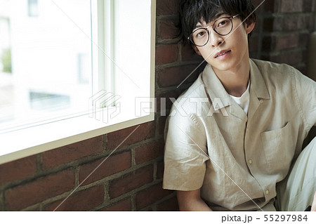 男性　ポートレート 55297984