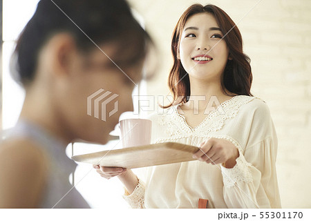 女性 ランチタイム 女性 ランチタイム 55301170