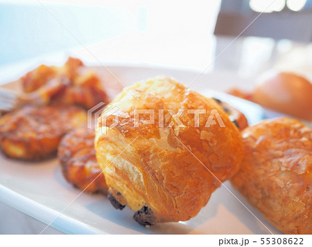 クルーズ船・海を望みながらの朝食 / breakfast in a cruise ship クルーズ船・海を望みながらの朝食 / breakfast in a cruise ship 55308622