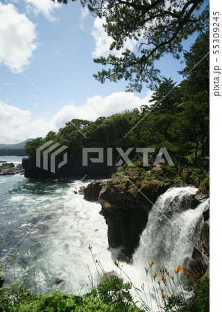 城ヶ崎海岸 対馬の滝　 55309245