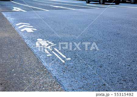 自転車専用通行帯 都内の国道　c 55315492