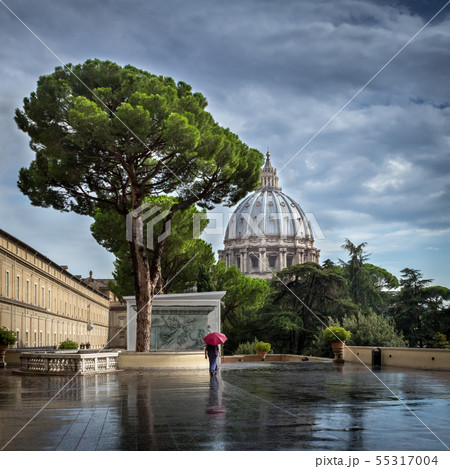 St. Peter's Cathedral in the Vatican. 55317004