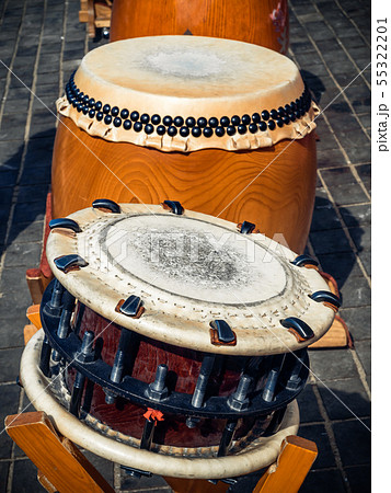 Traditional asian percussion instruments. Taiko or wadaiko or chu-daiko drum and shime-daiko or 55322201