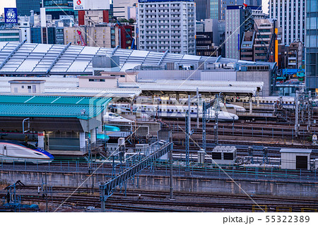 東京駅・新幹線ホームの電車 55322389