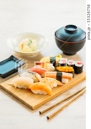 Salmon tuna shell shrimp and other meat sushi maki Salmon tuna shell shrimp and other meat sushi maki 55326756