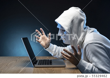 ホワイトハッカーの写真素材
