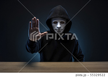 仮面の男 手 55329522